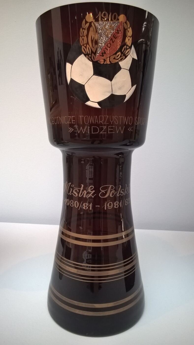Trofeum dla mistrza Polski 1981/82